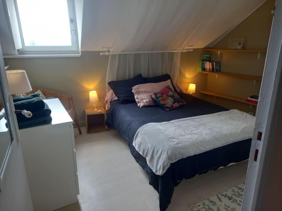 Appartement Des Hirondelles , Au Pied Du Chateau Chinon Exterior foto