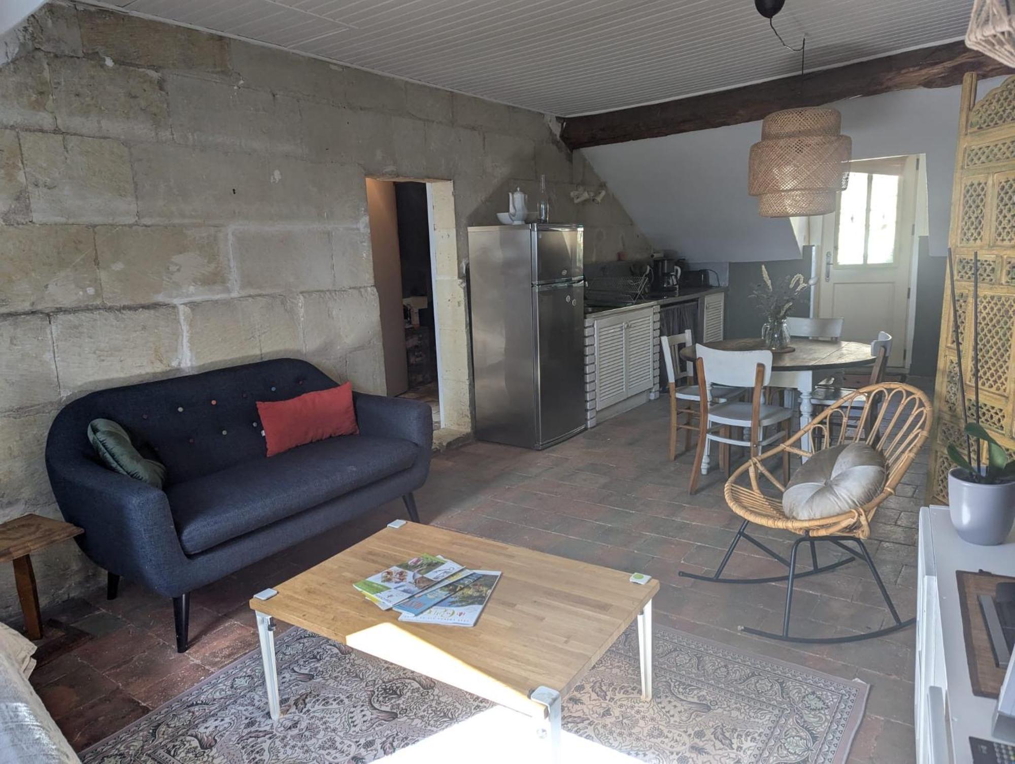 Appartement Des Hirondelles , Au Pied Du Chateau Chinon Exterior foto